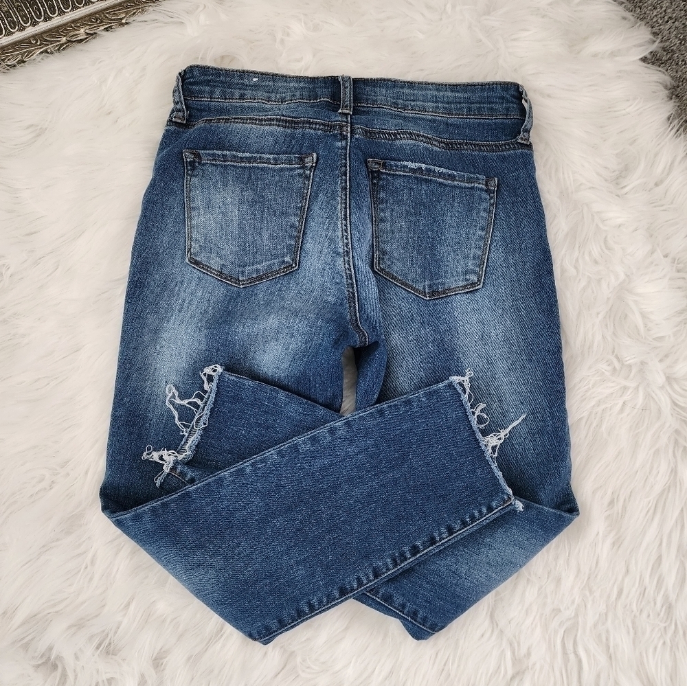 STS Blue Crop ankle skinny jeans size 27. Good preowned condition. - Picture 4 of 10
